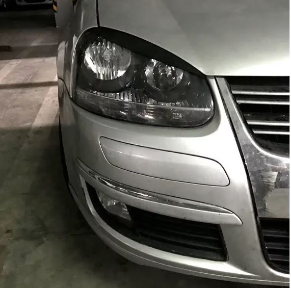 VW Golf Mk5 Eye Brows